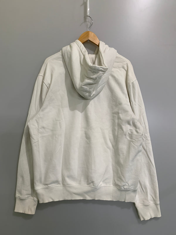 【現状渡し品】【メンズ】 STUSSY ステューシー SEROTONIN APPLIQUE HOODIE セロトニン アップリケ フーディ メンズ パーカー プルオーバー 142-260621-hu-31-min サイズ：XL カラー：ホワイト 万代Net店