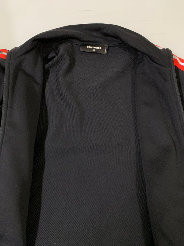 【中古品】【メンズ】 DSQUARED2 ディースクエアード TRACK JACKET トラック ジャケット S74HG0106 メンズ ジャージ アウター 141-260621-hu-14-min サイズ：XS カラー：ブラック/レッド 万代Net店