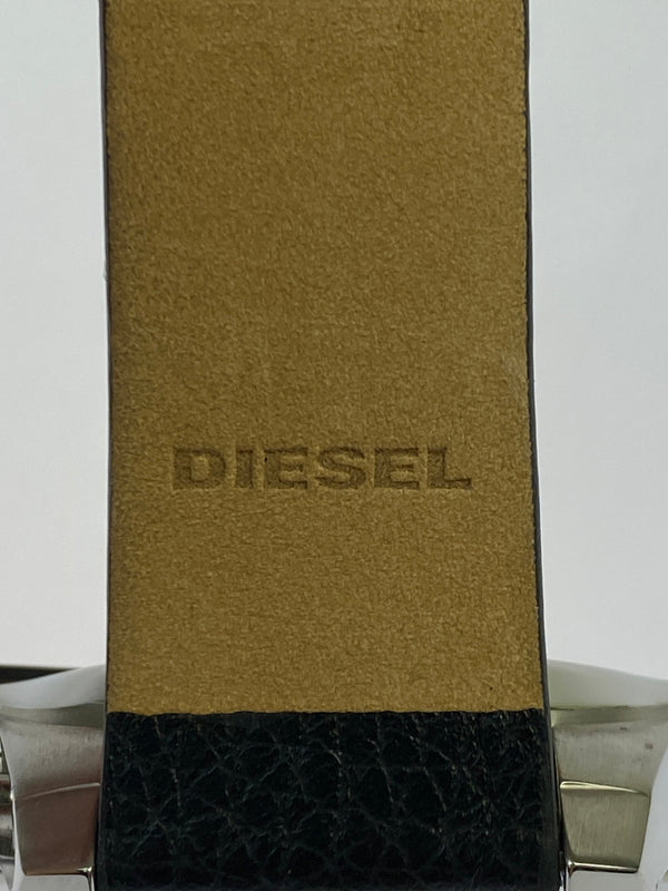 【中古品】【メンズ】 DIESEL ディーゼル クロノグラフ 腕時計 DZ-4423 メンズ ウォッチ 198-260624-hu-21-min カラー：ネイビー/シルバー/ブラック 万代Net店