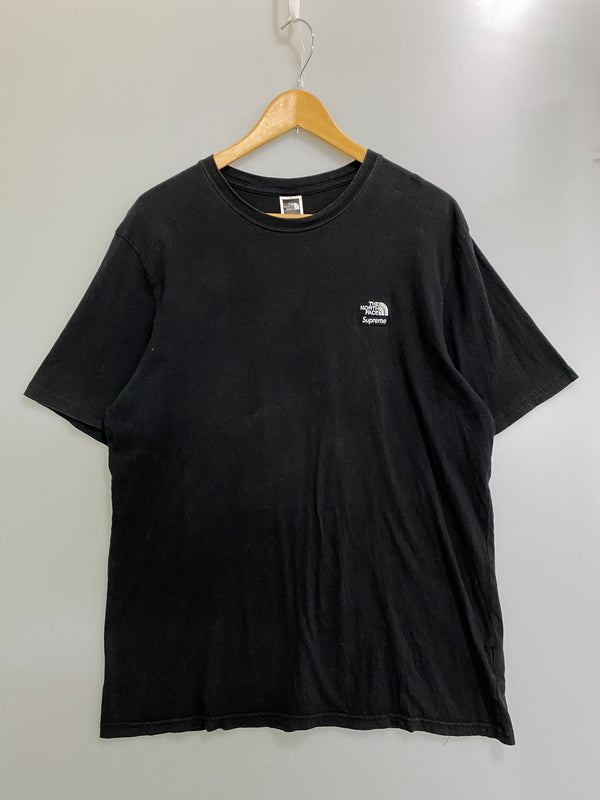 【現状渡し品】【メンズ】 SUPREME シュプリーム × THE NORTH FACE 22SS BANDANA S/S TEE NT02209I ザノースフェイス バンダナショートスリーブTシャツ 半袖Tシャツ トップス 149-260623-yn-08-min サイズ：XL カラー：ブラック 万代Net店