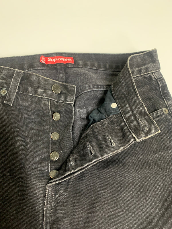 【中古品】【メンズ】 SUPREME シュプリーム STRAIGHT BLACK DENIM PANTS ストレート ブラック デニムパンツ ボトムス 149-260622-yn-03-min サイズ：30 カラー：ブラック 万代Net店