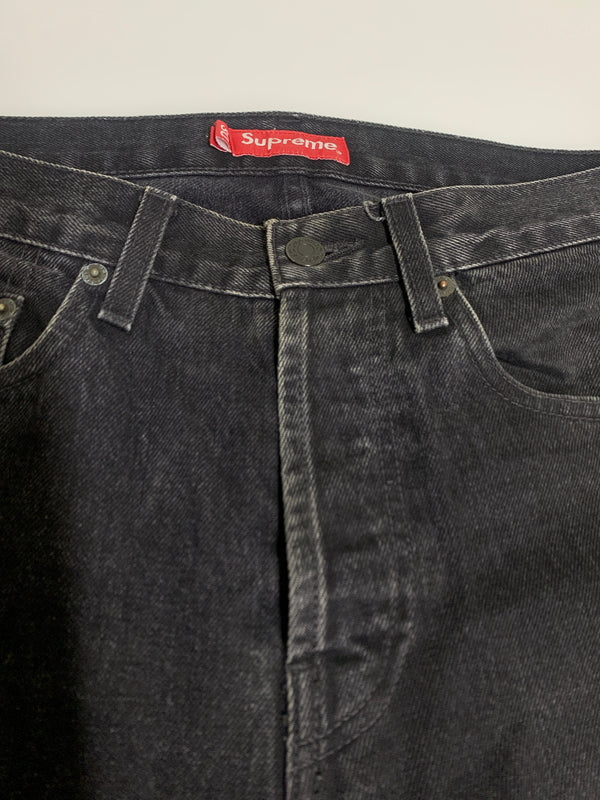 【中古品】【メンズ】 SUPREME シュプリーム STRAIGHT BLACK DENIM PANTS ストレート ブラック デニムパンツ ボトムス 149-260622-yn-03-min サイズ：30 カラー：ブラック 万代Net店