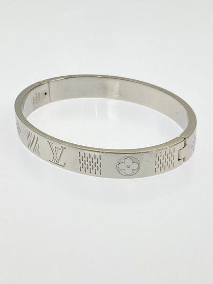 【中古品】【メンズ/レディース】 LOUIS VUITTON ルイ・ヴィトン バングル・ダミエ ステープル M1387M アクセサリー バングル ブレスレット 179-260624-hu-11-min サイズ：M カラー：シルバー 万代Net店