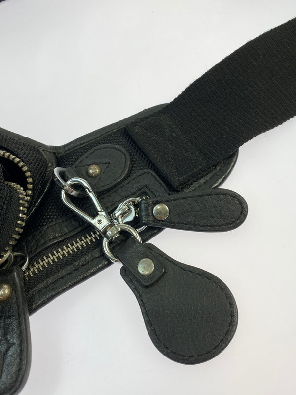 【中古品】【メンズ】 SAAD サード LOGO SHOULDER BAG ロゴ ショルダーバッグ カバン 188-260625-jt-07-min カラー：ブラック 万代Net店