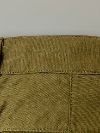 【中古品】【メンズ】 DESCENDANT ディセンダント DOZER SATIN TROUSERS ドーザー サテン トラウザーズ メンズ パンツ ボトムス 153-260625-hu-08-min サイズ：2 カラー：カーキ系 万代Net店