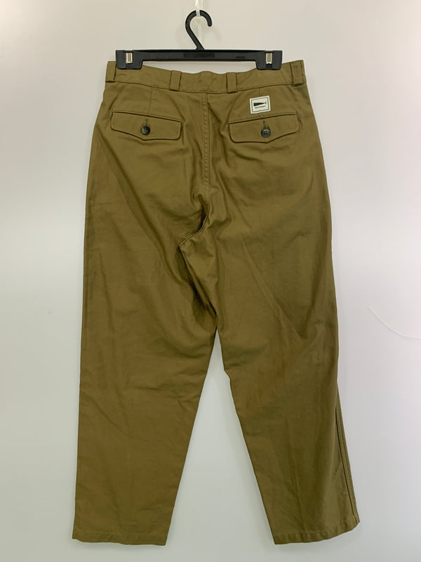 【中古品】【メンズ】 DESCENDANT ディセンダント DOZER SATIN TROUSERS ドーザー サテン トラウザーズ メンズ パンツ ボトムス 153-260625-hu-08-min サイズ：2 カラー：カーキ系 万代Net店