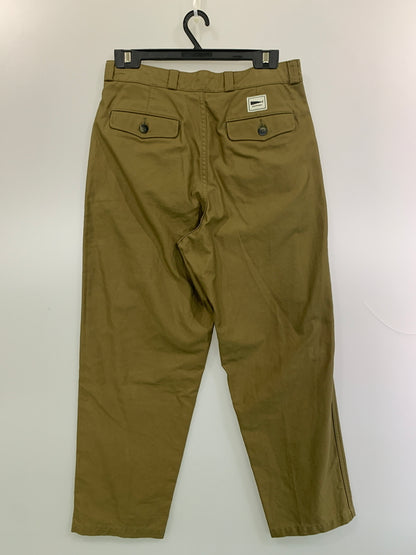 【中古品】【メンズ】 DESCENDANT ディセンダント DOZER SATIN TROUSERS ドーザー サテン トラウザーズ メンズ パンツ ボトムス 153-260625-hu-08-min サイズ：2 カラー：カーキ系 万代Net店
