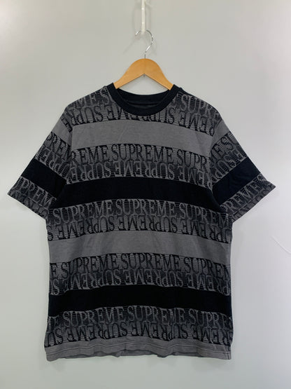 【中古品】【メンズ】 SUPREME シュプリーム TEXT STRIPE JACQUARD TEE テキスト ストライプ ジャカード ティー メンズ 半袖 Tシャツ 149-260625-hu-14-min サイズ：L カラー：ブラック/グレー 万代Net店