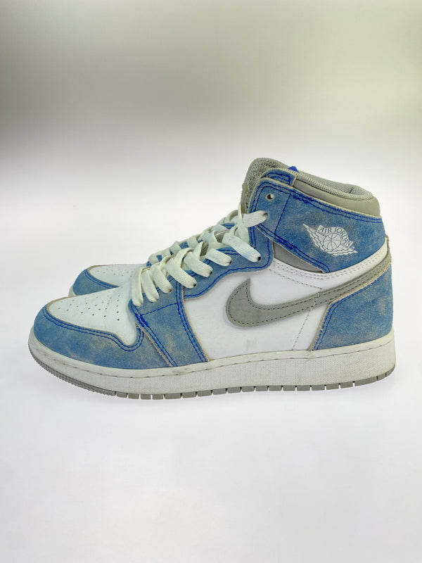 【中古品】【レディース】 NIKE ナイキ GS AIR JORDAN 1 エアジョーダン HIGH OG "HYPER ROYAL" 575441-402 レディース 靴 スニーカー 166-260627-hu-03-min サイズ：25 カラー：ホワイト/ライトブルー/ライトグレー 万代Net店