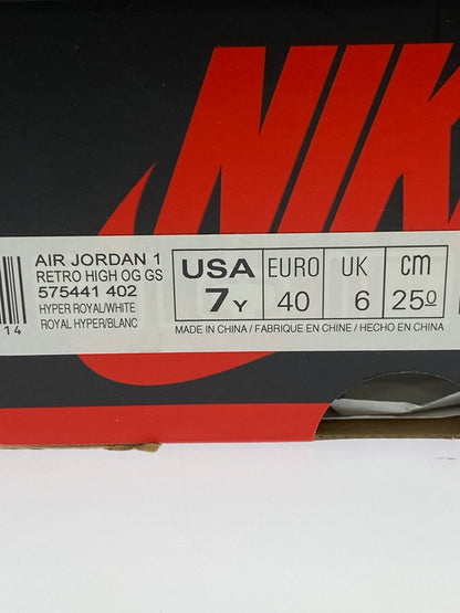 【中古品】【レディース】 NIKE ナイキ GS AIR JORDAN 1 エアジョーダン HIGH OG "HYPER ROYAL" 575441-402 レディース 靴 スニーカー 166-260627-hu-03-min サイズ：25 カラー：ホワイト/ライトブルー/ライトグレー 万代Net店