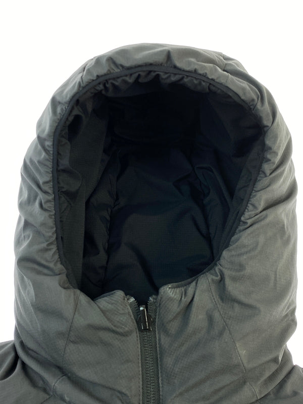 【中古品】【メンズ】 THE NORTH FACE ザノースフェイス REVERSIBLE ANYTIME INSULATED HOODIE リバーシブルエニータイムインサレーテッドフーディ アウター 144-260626-yn-20-min サイズ：M カラー：ブラック 万代Net店