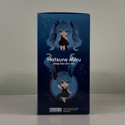 【中古品】 ねんどろいど 初音ミク 深海少女Ver. フィギュア グッドスマイルカンパニー 053-260706-em-02-min 万代Net店