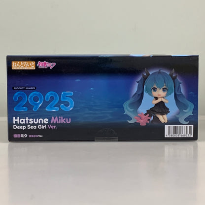 【中古品】 ねんどろいど 初音ミク 深海少女Ver. フィギュア グッドスマイルカンパニー 053-260706-em-02-min 万代Net店