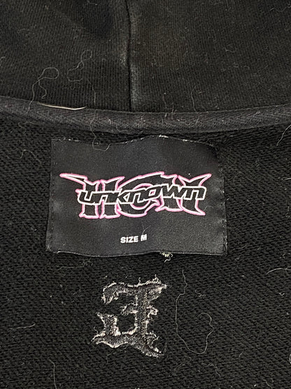 【中古品】【メンズ】 UNKNOWN×HCW アンノウン ロンドン × エド ハーディー RHINESTONE HOODIE ラインストーン フーディー メンズ トップス パーカー 142-260703-hu-10-min サイズ：M カラー：ブラック 万代Net店