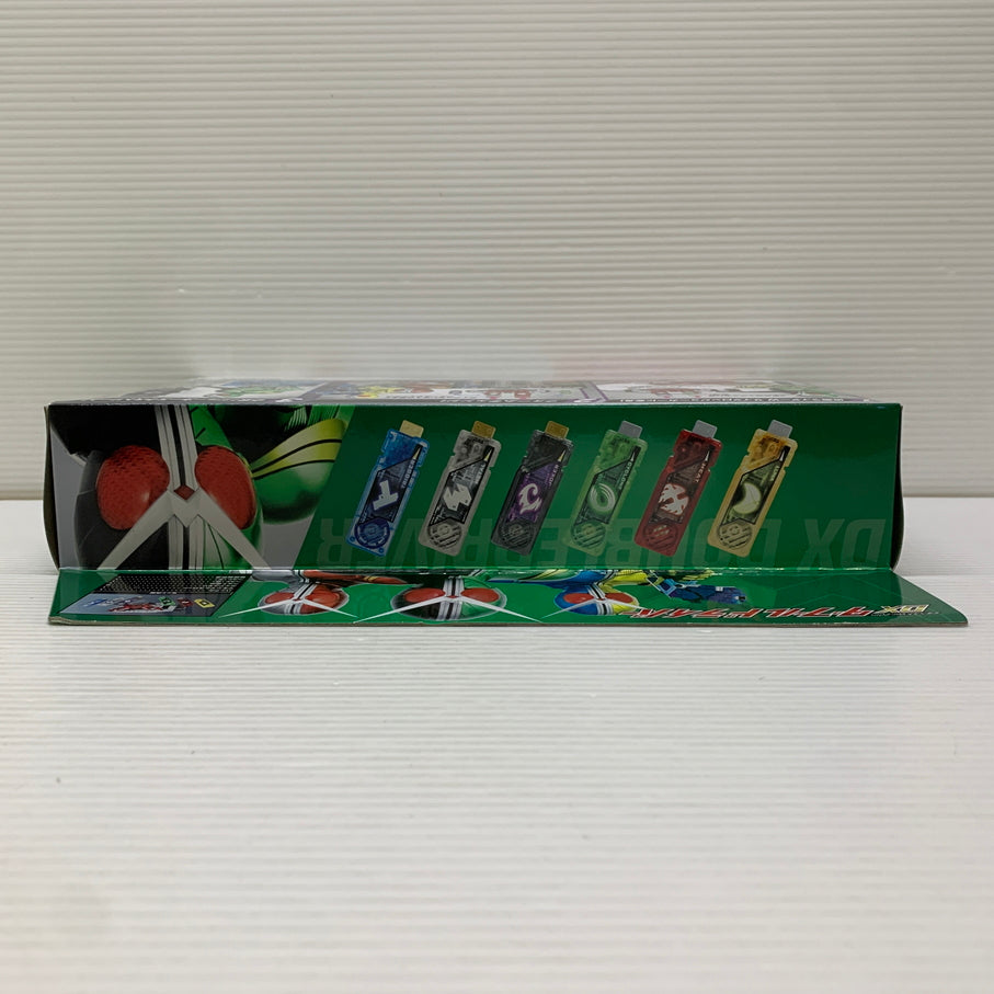 【中古美品】 バンダイ 変身ベルト ver.20th DXダブルドライバー 仮面ライダー おもちゃ 特撮 042-260703-em-04-min 万代Net店