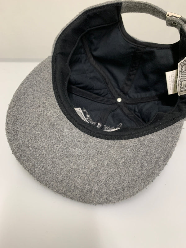 【中古品】【メンズ】 C.E CAVEMPT シーイー キャブエンプト DESIGN CAP デザイン キャップ 帽子 185-260701-yn-09-min カラー：グレー 万代Net店