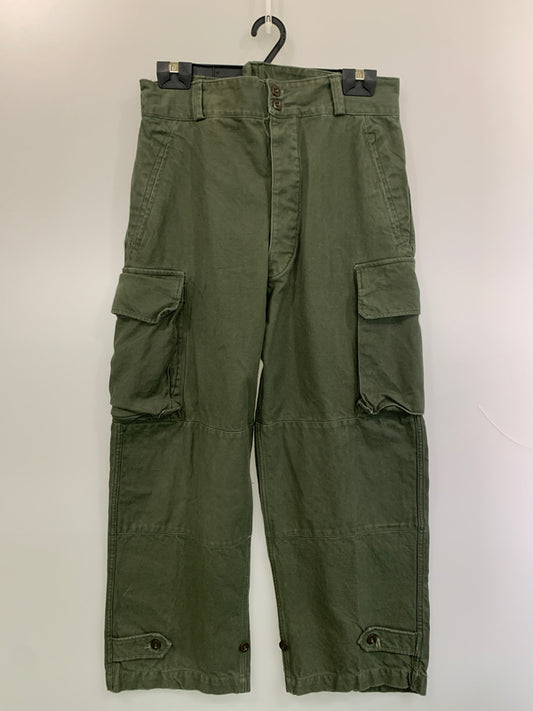 【中古品】【メンズ】 FRENCH ARMY フレンチアーミー M-47 ”前期型" CARGO PANT カーゴパンツ 157-260630-zi-17-min サイズ：不明 カラー：グリーンカーキ 万代Net店