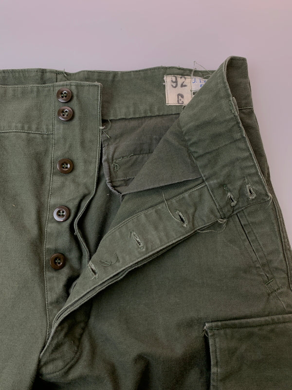 【中古品】【メンズ】 FRENCH ARMY フレンチアーミー M-47 ”前期型" CARGO PANT カーゴパンツ 157-260630-zi-17-min サイズ：不明 カラー：グリーンカーキ 万代Net店