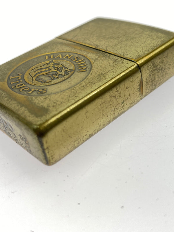【中古品】【メンズ】 ZIPPO ジッポ 阪神タイガース オイルライター 喫煙グッズ 206-260702-hu-07-min カラー：ゴールド 万代Net店