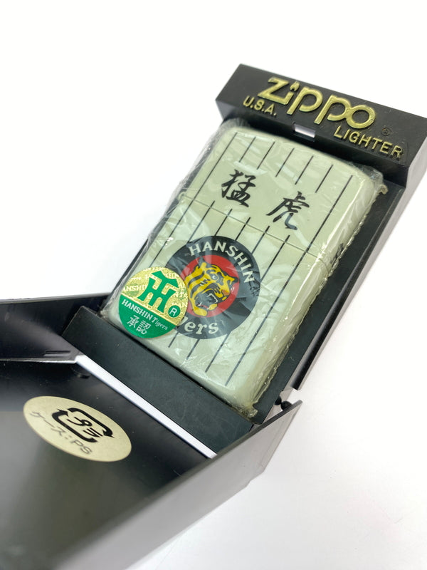 【中古品】【メンズ】 ZIPPO 阪神タイガース 猛虎 オイルライター 喫煙グッズ 206-260702-hu-08-min カラー：ホワイト 万代Net店