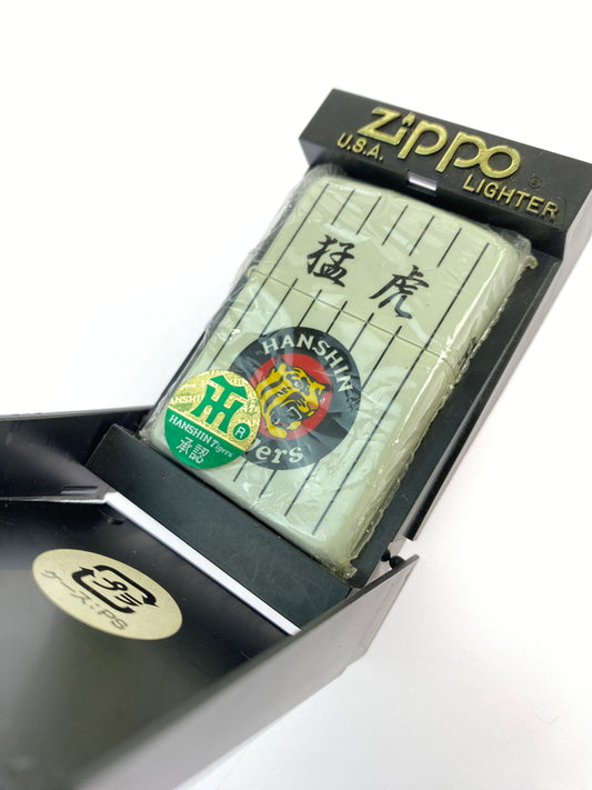 【中古品】【メンズ】 ZIPPO 阪神タイガース 猛虎 オイルライター 喫煙グッズ 206-260702-hu-08-min カラー：ホワイト 万代Net店