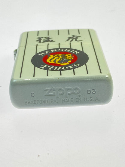 【中古品】【メンズ】 ZIPPO 阪神タイガース 猛虎 オイルライター 喫煙グッズ 206-260702-hu-08-min カラー：ホワイト 万代Net店
