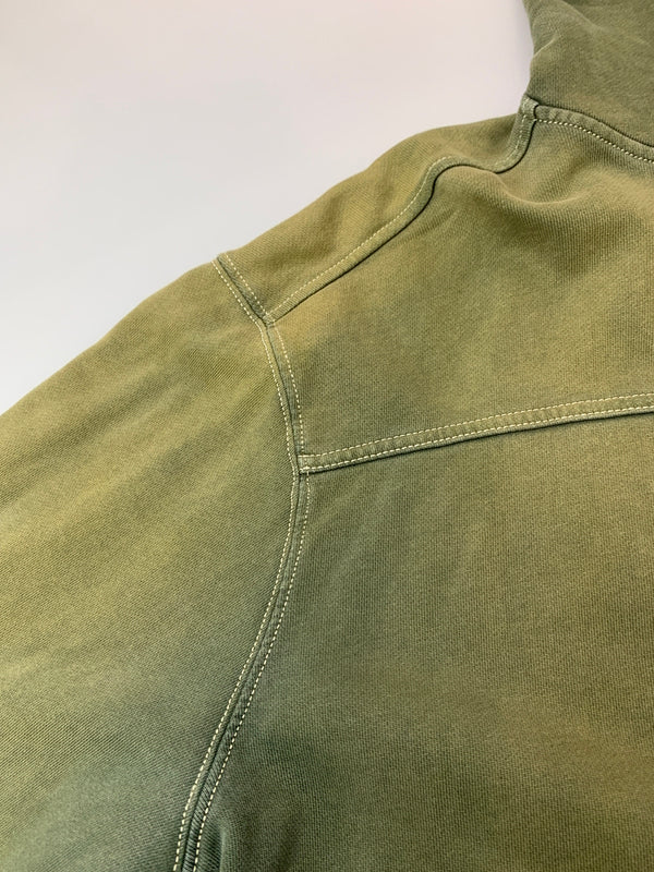 【現状渡し品】【メンズ】 ACNE STUDIOS アクネストゥディオズ LOGO HOODIE ロゴフーディ 141-260630-zi-04-min サイズ：XS カラー：グリーンカーキ 万代Net店