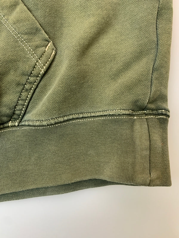 【現状渡し品】【メンズ】 ACNE STUDIOS アクネストゥディオズ LOGO HOODIE ロゴフーディ 141-260630-zi-04-min サイズ：XS カラー：グリーンカーキ 万代Net店