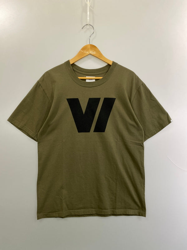 【中古品】【メンズ】 WTAPS ダブルタップス Ｖ TEE Tシャツ トップス 142-260630-zi-32-min サイズ：X02 カラー：グリーンカーキ 万代Net店