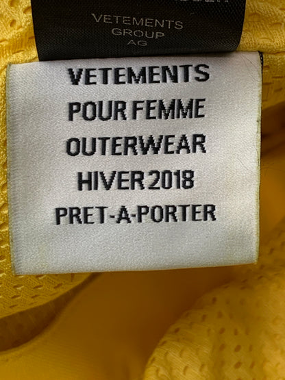 【現状渡し品】【メンズ】 VETEMENTS ヴェトモン WAH18JA11 ANGELA DOUBLE JACKET アンジェラ ダブル ジャケット 142-260630-zi-01-min サイズ：XS カラー：イエロー 万代Net店