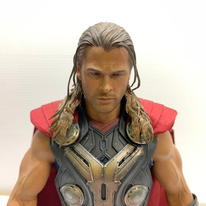 【中古品】 HOTTOYS　ソー 「アベンジャーズ/エイジ・オブ・ウルトロン」 ムービー・マスターピース 055-260212-SH-02-min 万代Net店