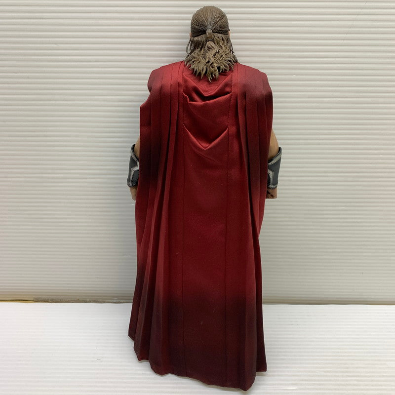 【中古品】 HOTTOYS　ソー 「アベンジャーズ/エイジ・オブ・ウルトロン」 ムービー・マスターピース 055-260212-SH-02-min 万代Net店