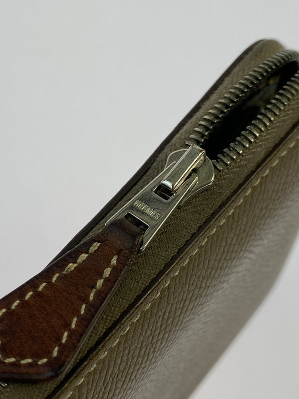 【中古品】【レディース】 HERMES エルメス アザップ コンパクト シルク インエトゥープ 財布 181-260707-jt-23-min カラー：ライトブラウン 万代Net店