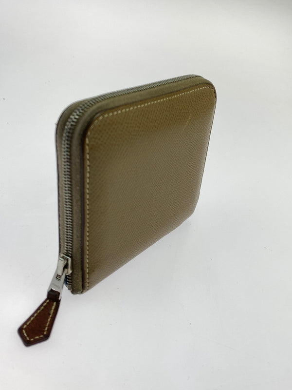 【中古品】【レディース】 HERMES エルメス アザップ コンパクト シルク インエトゥープ 財布 181-260707-jt-23-min カラー：ライトブラウン 万代Net店