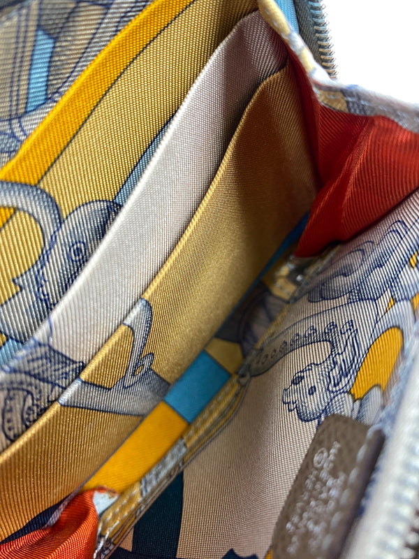 【中古品】【レディース】 HERMES エルメス アザップ コンパクト シルク インエトゥープ 財布 181-260707-jt-23-min カラー：ライトブラウン 万代Net店