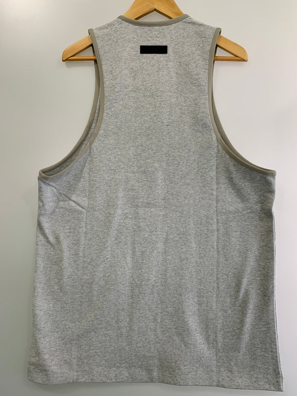 【中古品】【メンズ】 FEAR OF GOD ESSENTIALS フィア オブ ゴッド エッセンシャルズ TANK TOP タンクトップ 142-260709-hu-05-min サイズ：M カラー：グレー 万代Net店