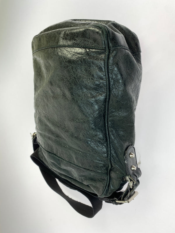 【現状渡し品】【メンズ】 BALENCIAGA バレンシアガ 272862 1075 LEATHER SHOULDER BAG ショルダーバッグ カバン 180-260711-AS-70-min カラー：ブラック 万代Net店