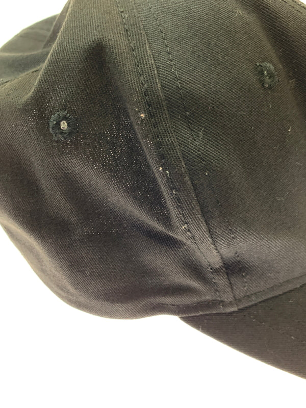 【中古品】【メンズ】 CANADA GOOSE カナダグース LOGO CAP ロゴキャップ メンズ 帽子 185-260709-hu-23-min サイズ：ONESIZE カラー：ブラック/レッド 万代Net店