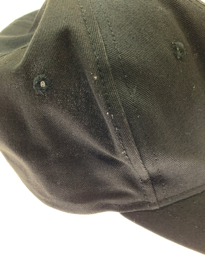 【中古品】【メンズ】 CANADA GOOSE カナダグース LOGO CAP ロゴキャップ メンズ 帽子 185-260709-hu-23-min サイズ：ONESIZE カラー：ブラック/レッド 万代Net店