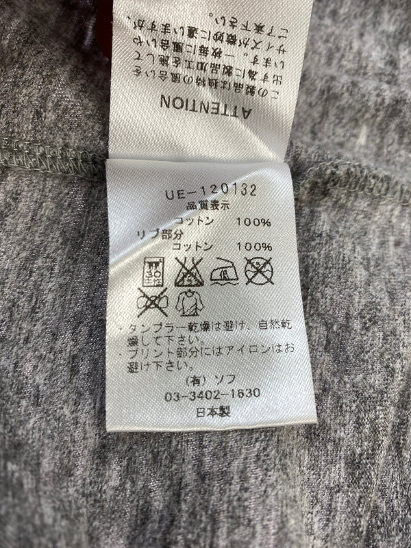 【中古品】【メンズ】 UNIFORM EXPERIMENT ユニフォーム エクスペリメント × ENGLATAILOR イングラテイラー PRINT TEE UE-120132 プリント Tシャツ 142-260710-em-31-min サイズ：2 カラー：グレー 万代Net店