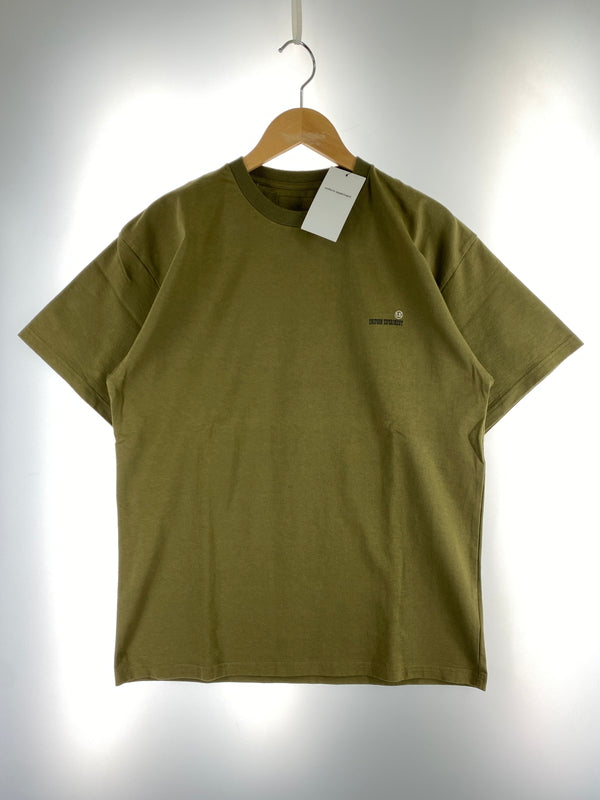 【中古品】【メンズ】 UNIFORM EXPERIMENT ユニフォームエクスペリメント × SOPHNET. ソフネット SMALL LOGO TEE UE-212045 スモール ロゴ 半袖Tシャツ メンズ トップス 142-260710-em-32-min サイズ：3 カラー：カーキ 万代Net店