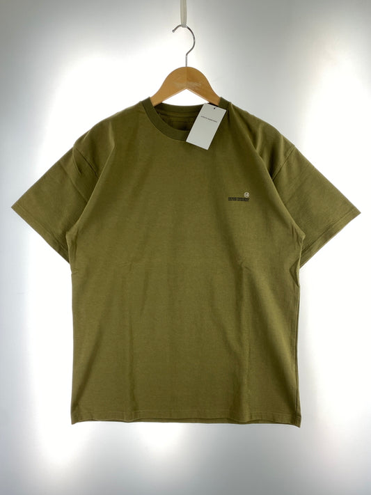 【中古品】【メンズ】 UNIFORM EXPERIMENT ユニフォームエクスペリメント × SOPHNET. ソフネット SMALL LOGO TEE UE-212045 スモール ロゴ 半袖Tシャツ メンズ トップス 142-260710-em-32-min サイズ：3 カラー：カーキ 万代Net店