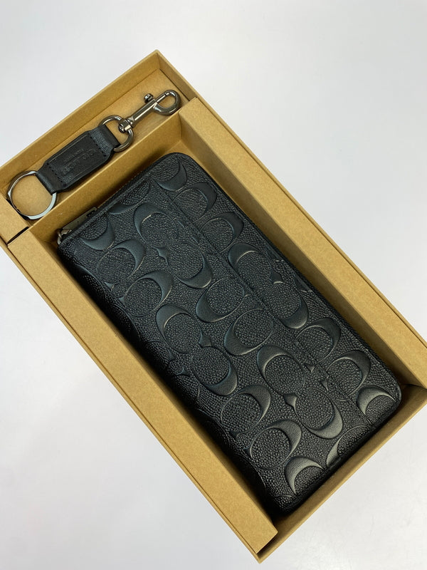 【中古美品】【メンズ/レディース】 COACH コーチ シグネチャー デボスド アコーディオン ラウンドファスナー長財布 F58113 181-260713-KS-07-min カラー：ブラック 万代Net店