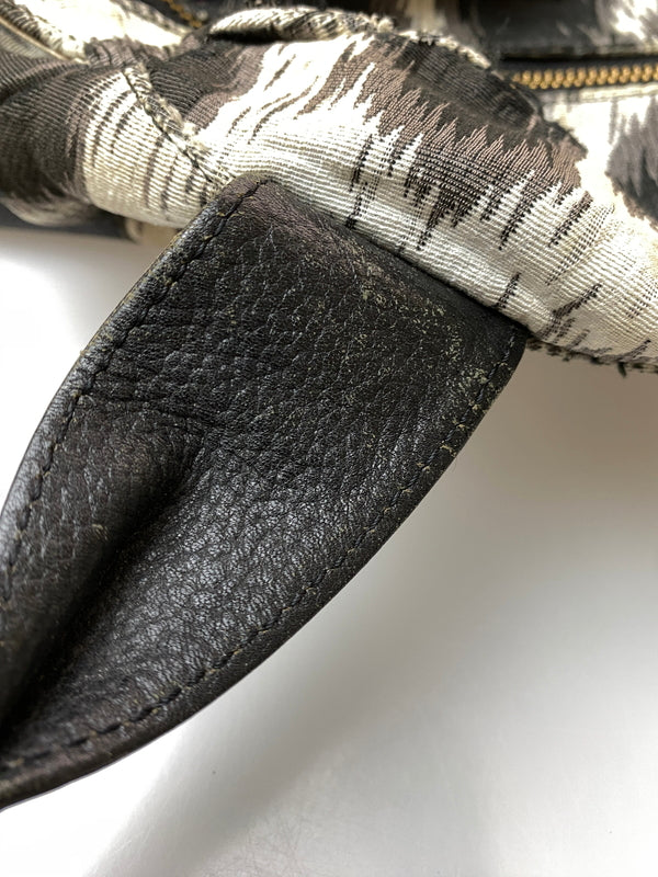 【現状渡し品】【レディース】 VIVIENNE WESTWOOD ヴィヴィアンウエストウッド レオパード ショルダーバッグ カバン 188-260729-AS-37-min カラー：ブラック/グレー 万代Net店