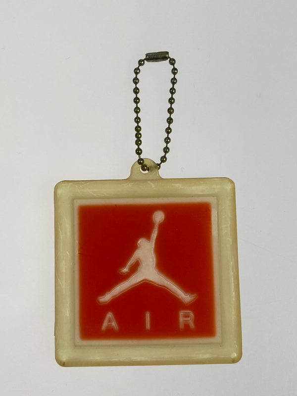 【中古美品】【メンズ】 NIKE ナイキ 304775－053 JORDAN7 RETRO RAY ALLEN BUCKS 靴 シューズ スニーカー 160-260711-AS-56-min サイズ：27.5cm カラー：BLACK/FIELD PURPLE-FIR 万代Net店