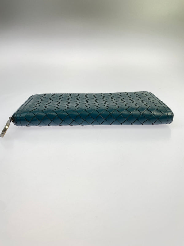 【中古品】【メンズ】 BOTTEGA VENETA ボッテガヴェネタ イントレチャートラウンドジップロングウォレット 長財布 181-260719-AS-31-min カラー：グリーン 万代Net店