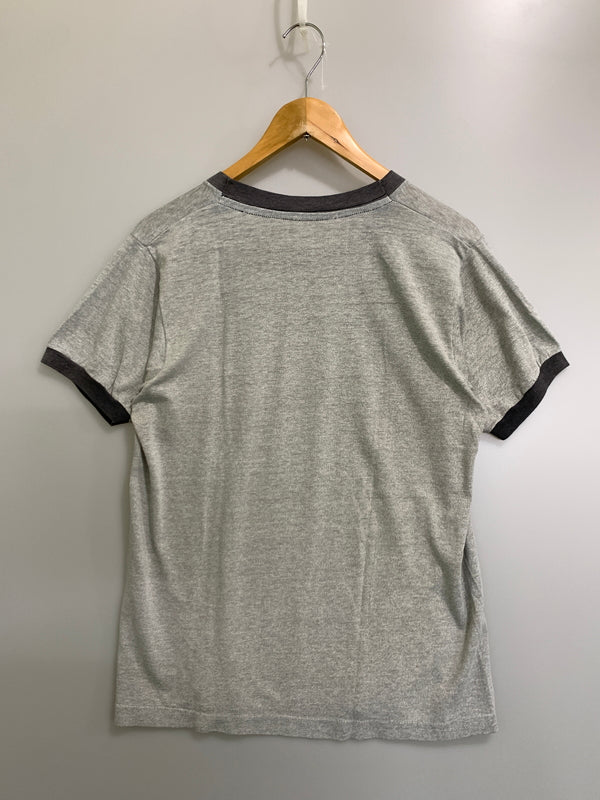 【中古品】【メンズ】 USED ユーズド PROPERTY OF ALCATRAZ PRINT TEE 半袖 プリント Tシャツ メンズ トップス 146-260720-em-62-min カラー：グレー 万代Net店