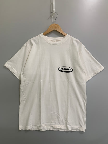 【中古品】【メンズ】 PATAGONIA パタゴニア BENEFICIAL OVAL LOGO TEE 90'S ベネフィシャル オーバルロゴ 半袖Tシャツ 90年代 メンズ トップス ヴィンテージ 144-260720-em-91-min サイズ：M カラー：ホワイト 万代Net店