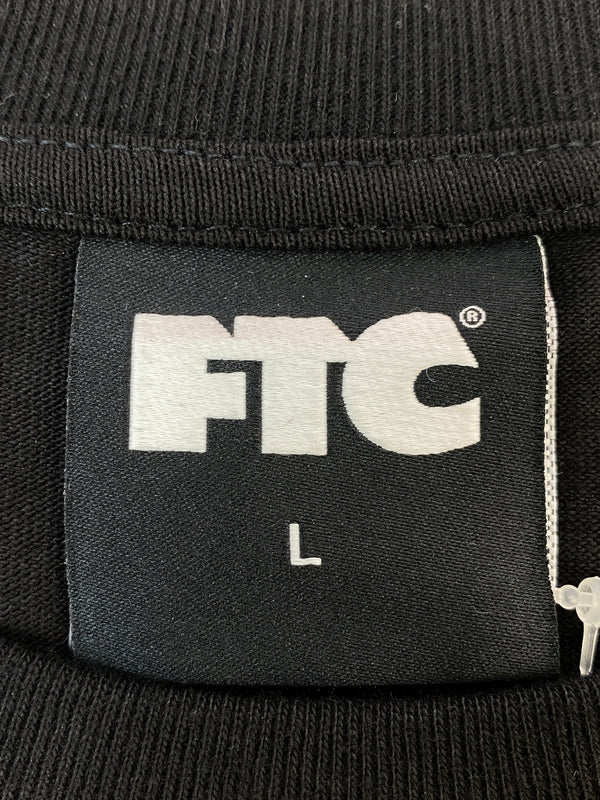 【中古品】【メンズ】 FTC エフティーシー PRINT TEE プリント ティー 半袖 ショートスリーブ Tシャツ 142-260724-hu-22-min サイズ：L カラー：ブラック 万代Net店