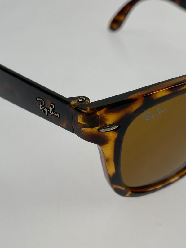 【中古品】【メンズ】 RAY-BAN レイバン FOLDING WAYFARER サングラス アイウェア 折りたたみ 203-260719-AS-39-min サイズ：50□22 カラー：ブラウン 万代Net店